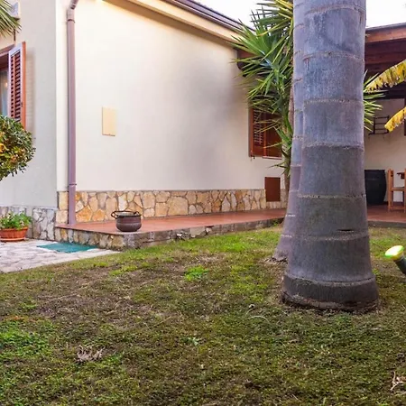 펜션 New Villa Messina *